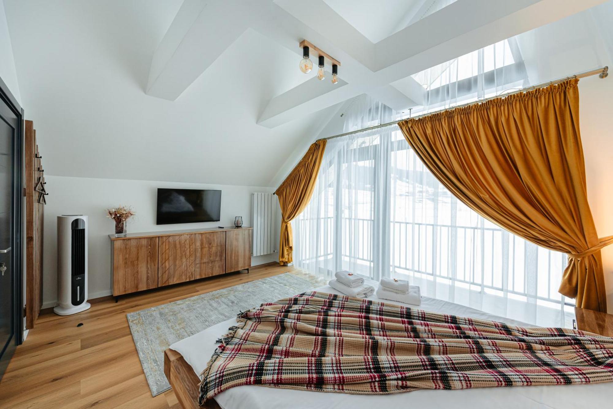 Elviu Guesthouse Lacu Rosu Eksteriør bilde