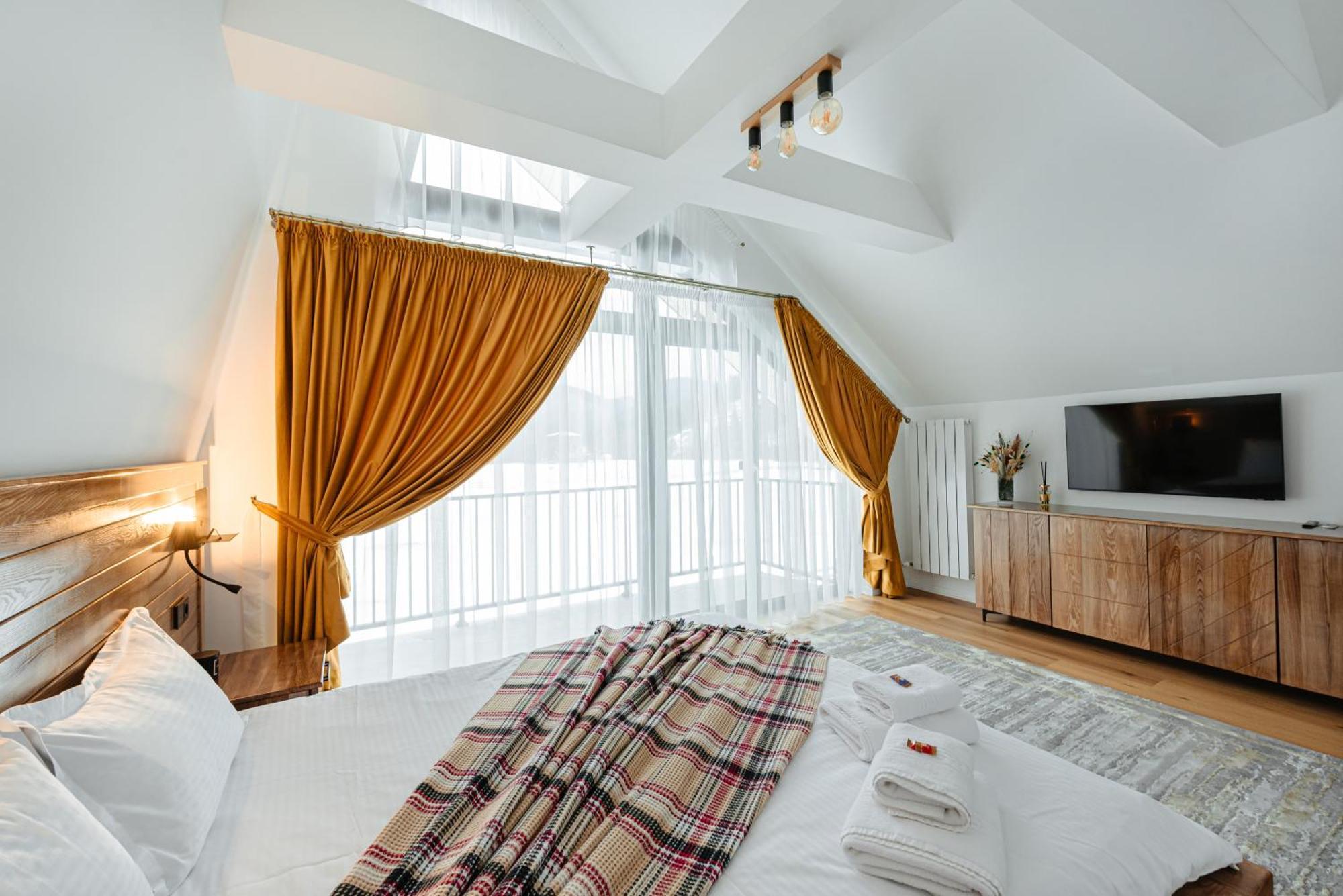 Elviu Guesthouse Lacu Rosu Eksteriør bilde